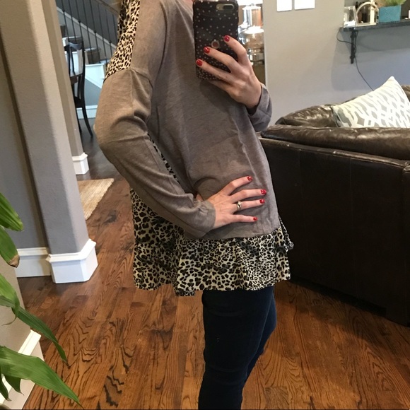 LAST! Long Sleeve Leopard Animal Print Tunic - Picture 5 of 6